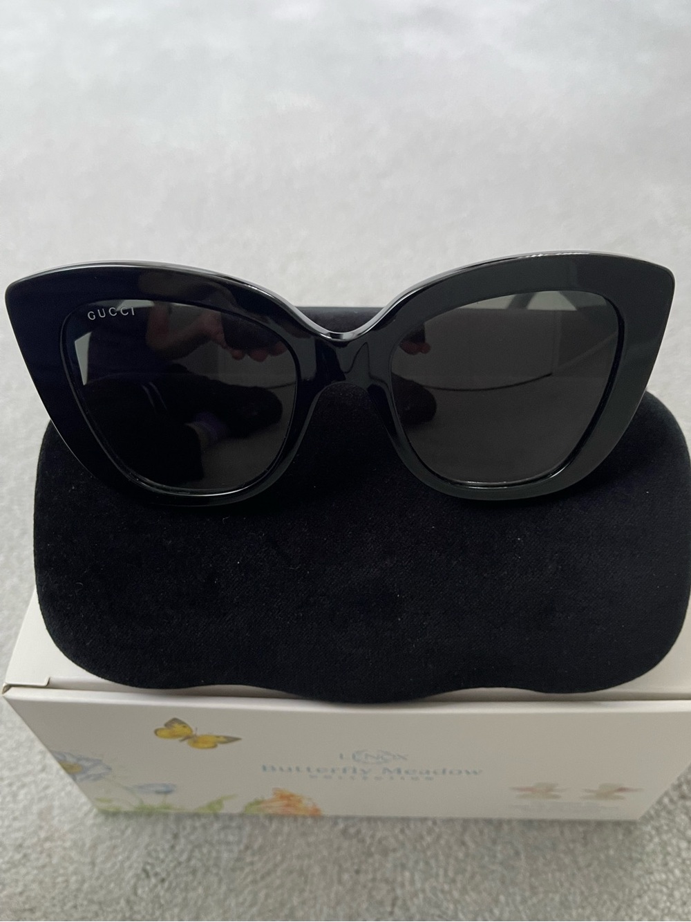 Gucci Black Cat-Eye Sunglasses with Gradient Lenses